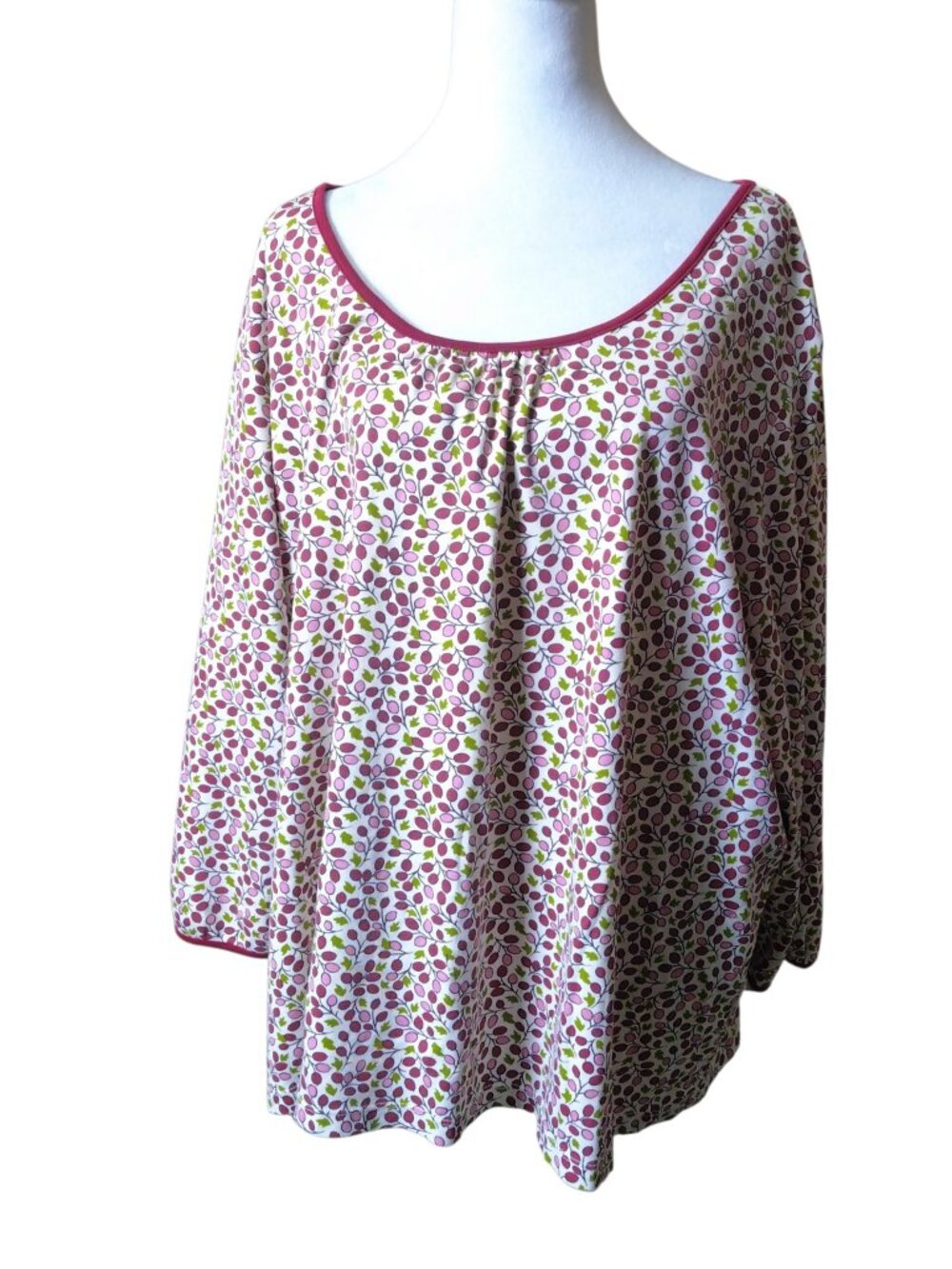 L.L. Bean Women's 3X Supima Cotton Top 3/4 Sleeve Olive Branch Print Pullover